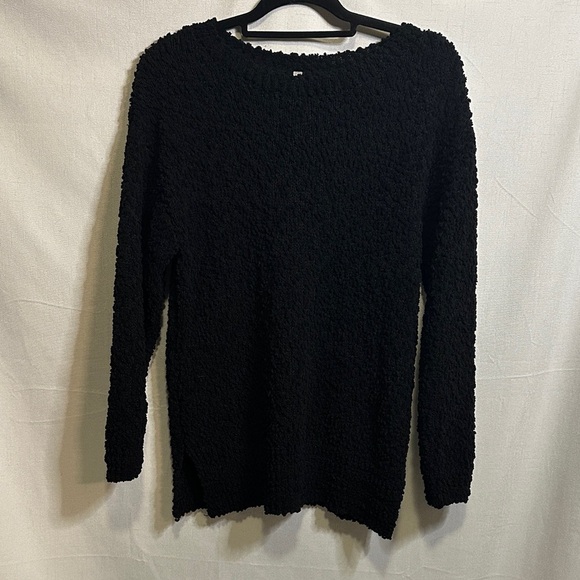 Sweaters - Cozy Black Women's Sweater